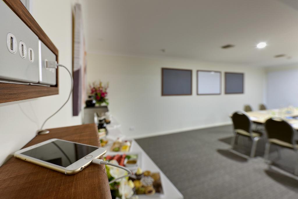 Ibis Styles Canberra Tall Trees Esterno foto