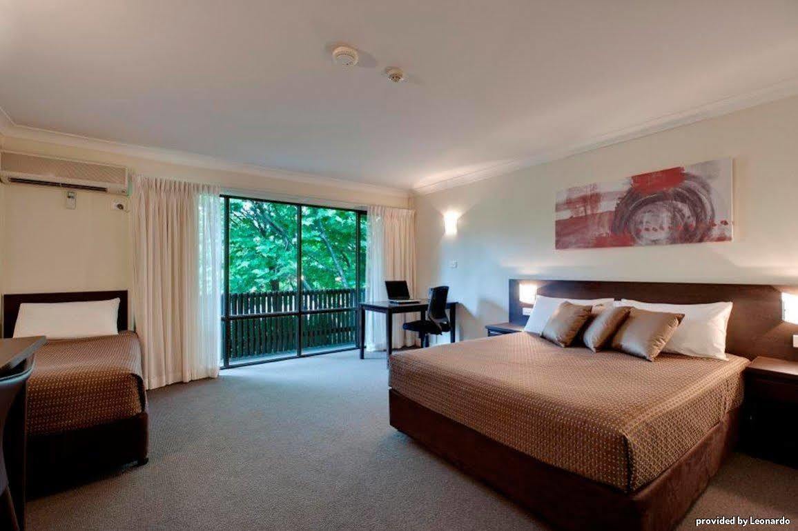 Ibis Styles Canberra Tall Trees Esterno foto