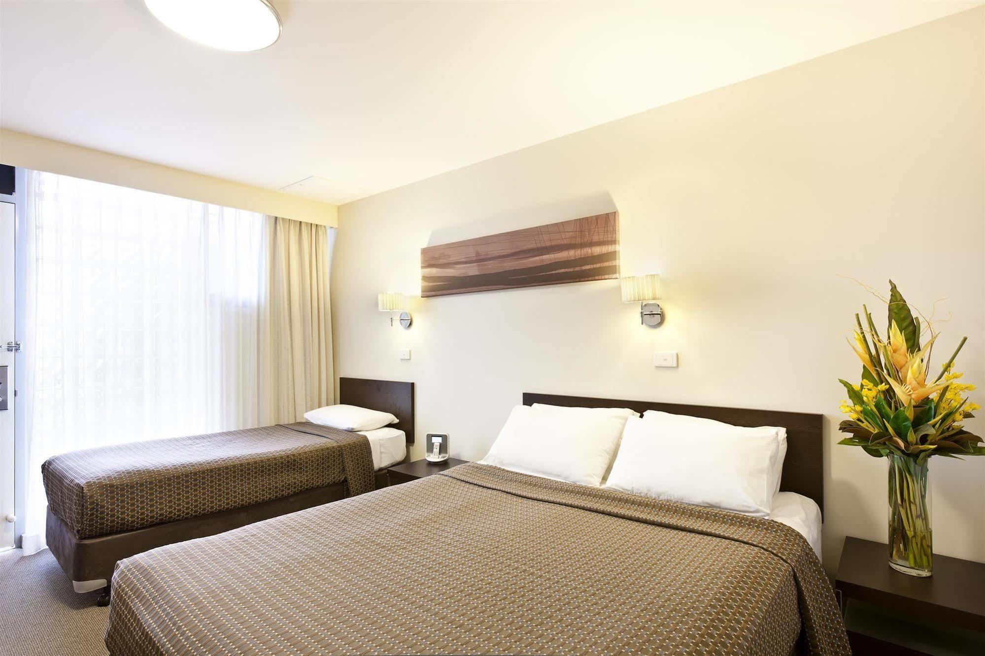 Ibis Styles Canberra Tall Trees Esterno foto