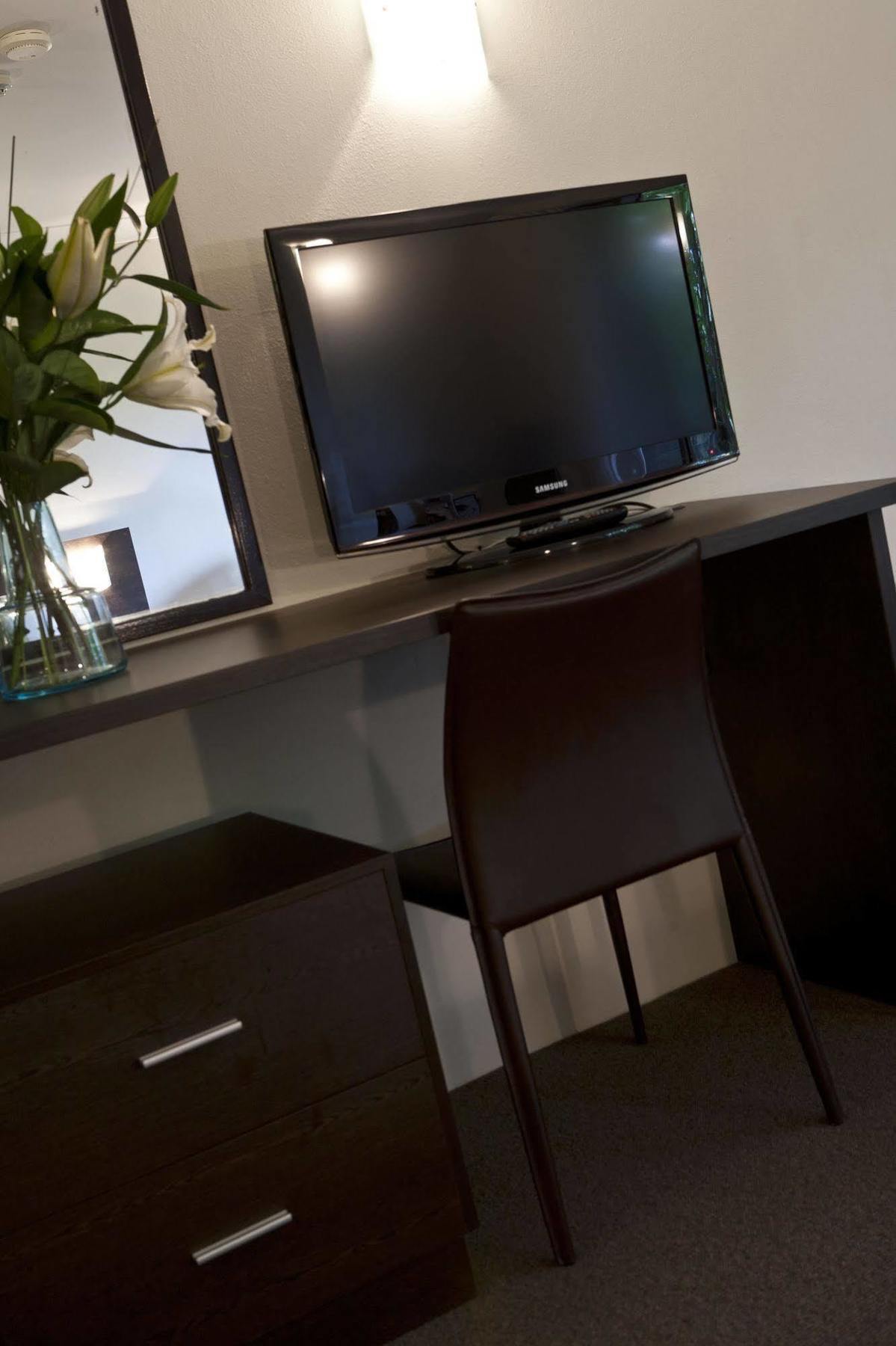 Ibis Styles Canberra Tall Trees Esterno foto