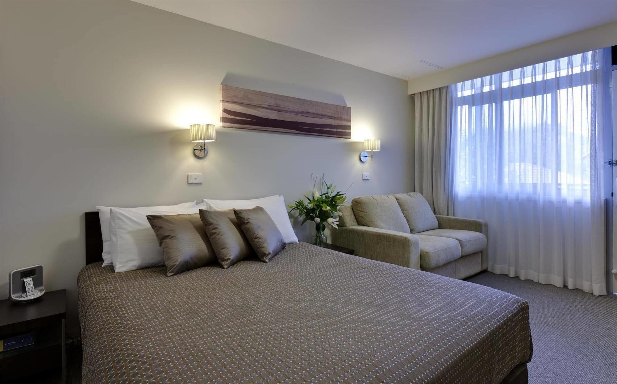 Ibis Styles Canberra Tall Trees Esterno foto