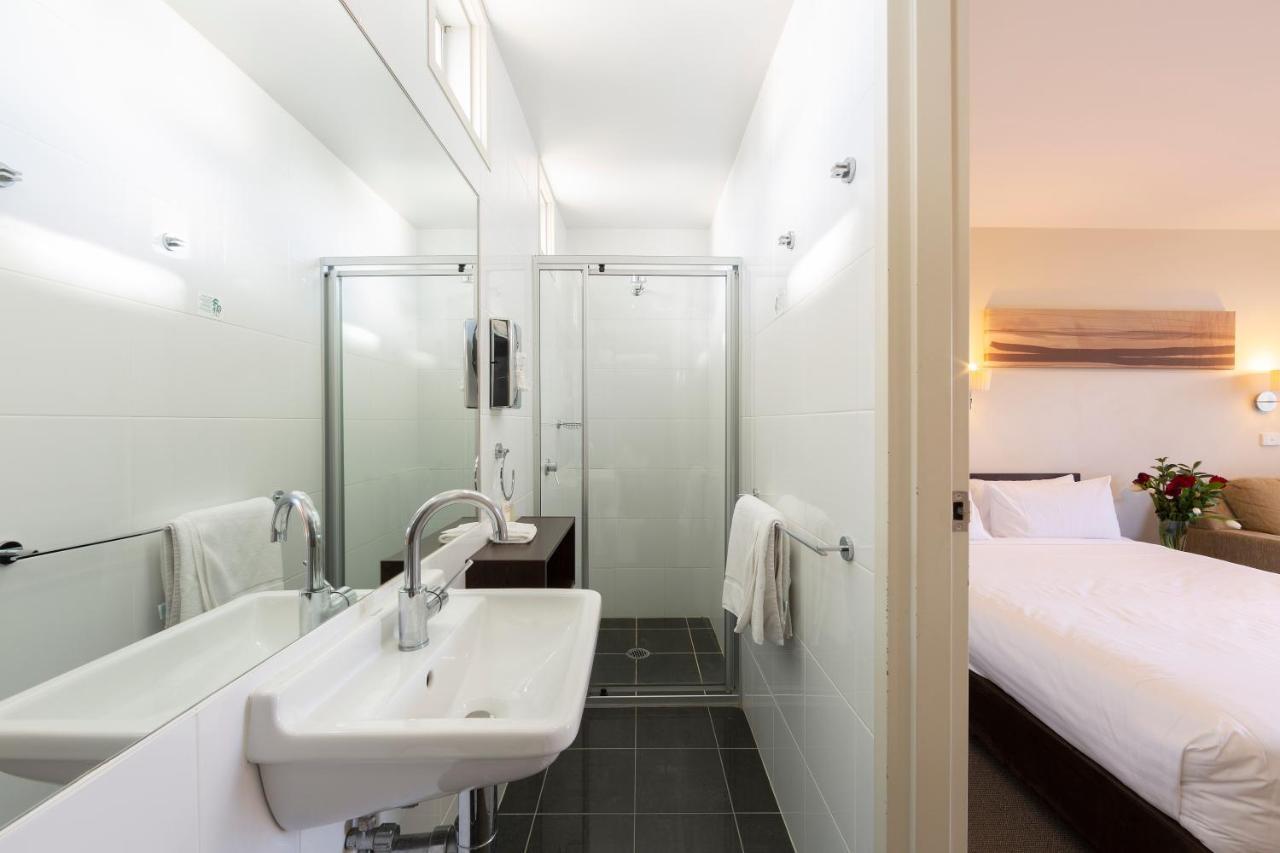 Ibis Styles Canberra Tall Trees Esterno foto